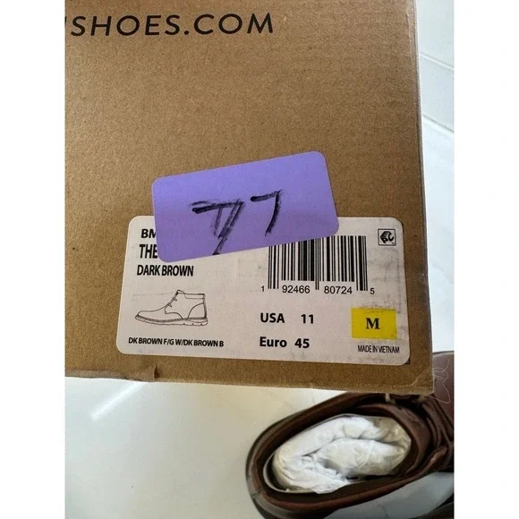 Born Theo Chukka Boot men's‎ 11